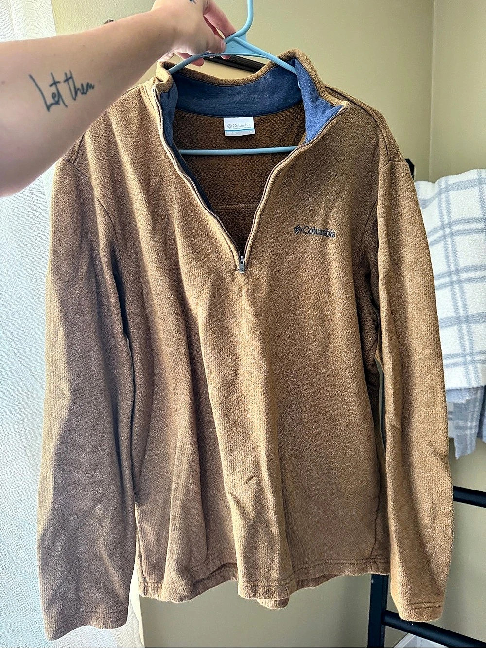 Columbia Men's Fleece Pullover in Brown & Blue, Size Medium
